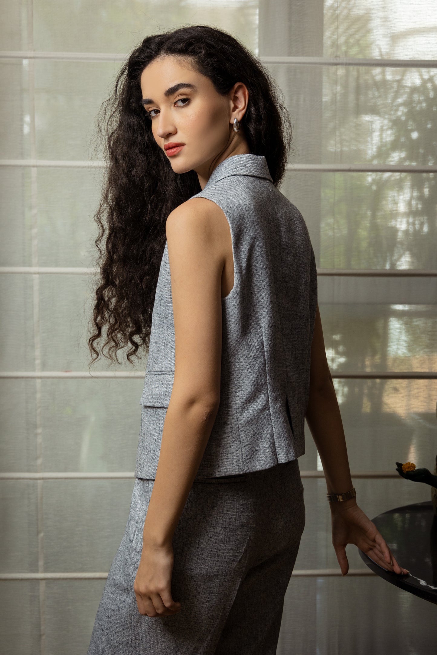 KAVYA Crop Blazer