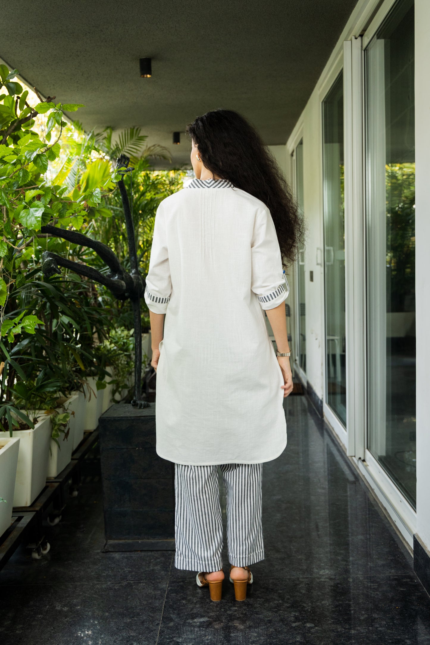 AAVYA Pants