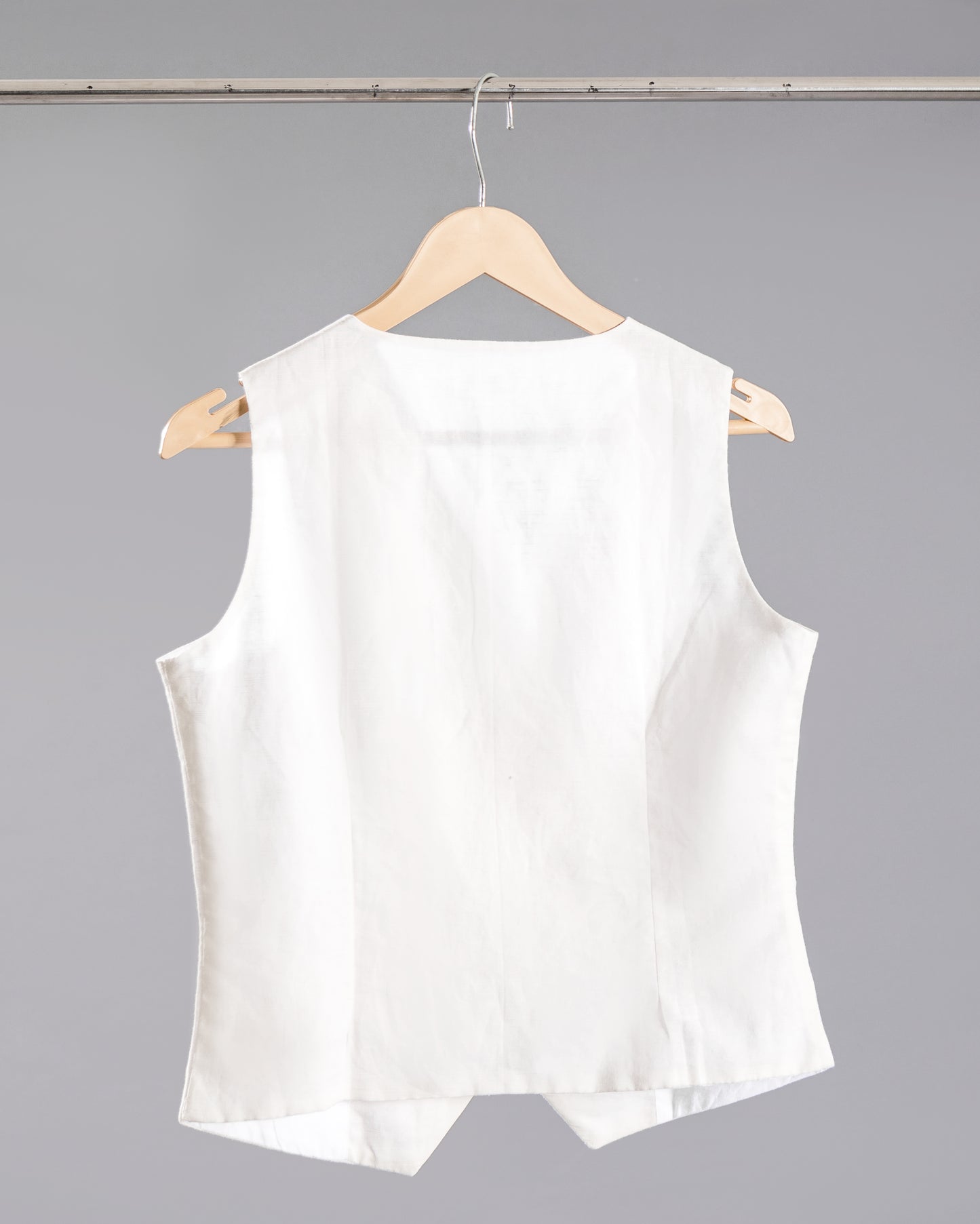 VEDA Vest - White